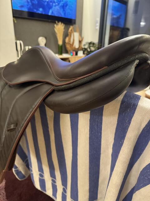 Selle Devoucoux Biarritz S 17,5 très bon état