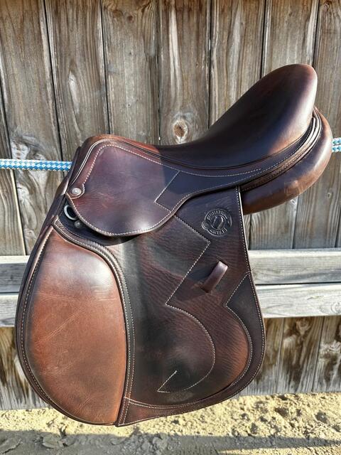 Selle Antares marron signature taille 17,5