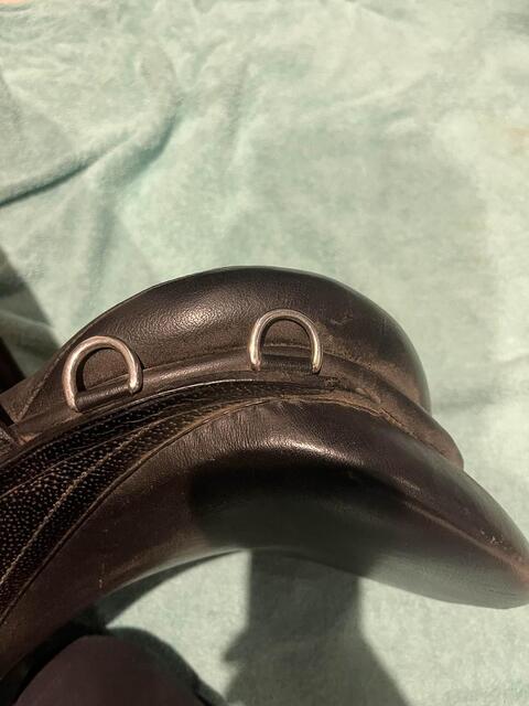 selle noire 18pc