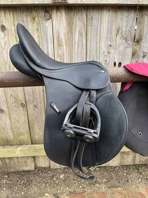 selle Wintec mixte noire