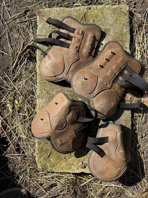 guêtres + protèges boulet Jumptec marron
