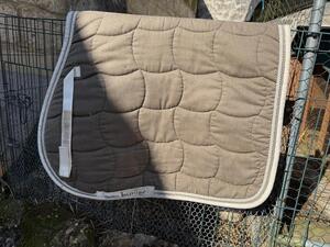 tapis Félix Bulher taupe