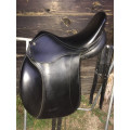 SELLE de DRESSAGE