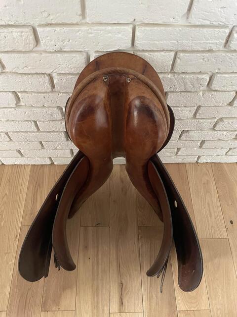 selle en cuir HARAS DU LION D’ANGERS