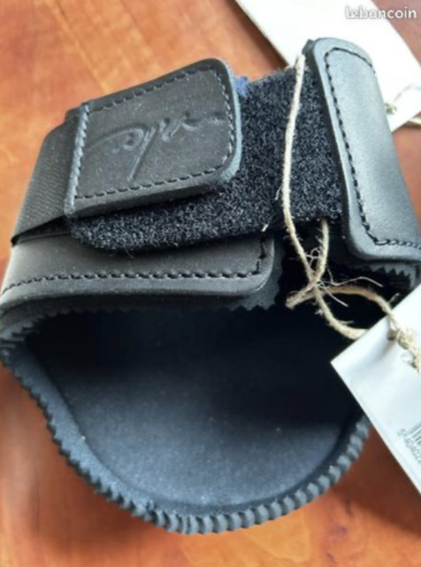 Protèges boulets cuir DY'ON neuf