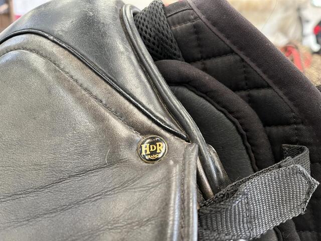Selle de dressage