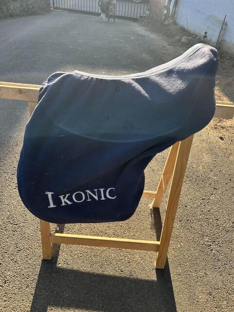 selle obstacle ikonic