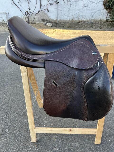 selle obstacle ikonic