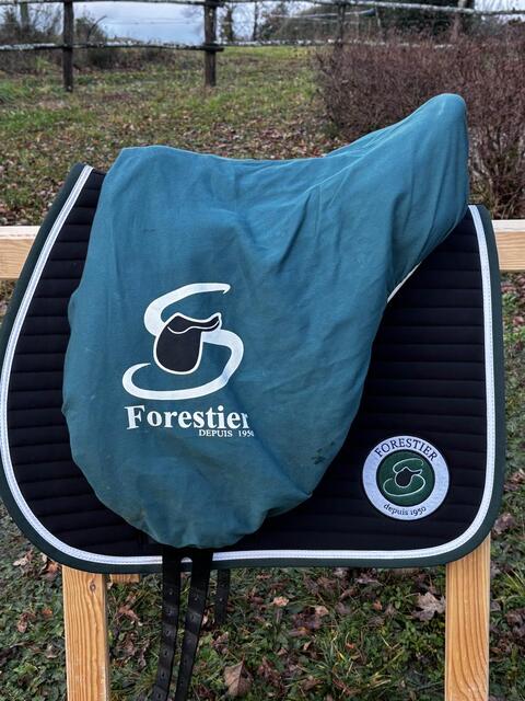 selle dressage forestier