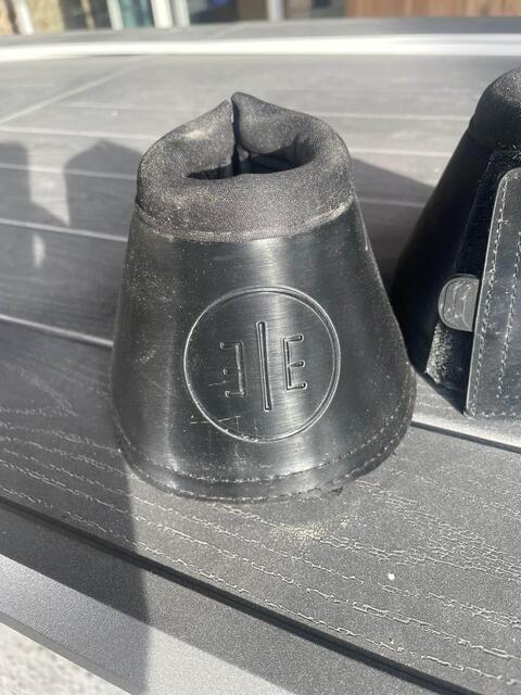 cloches eskadron