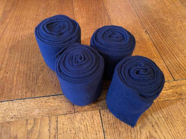 Bandes de polo bleu marine