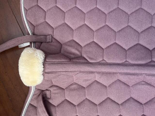 Tapis + bonnet rose clair taille poney