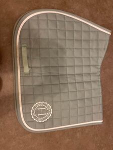 tapis harcour bébé vert