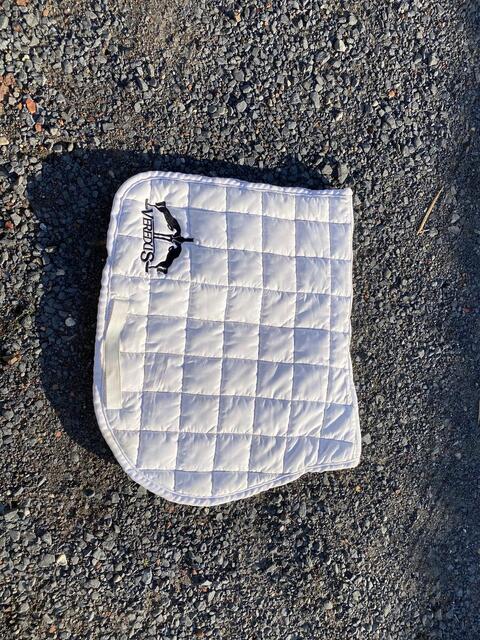 Tapis veredus blanc