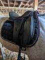 Selle de dressage 17.5