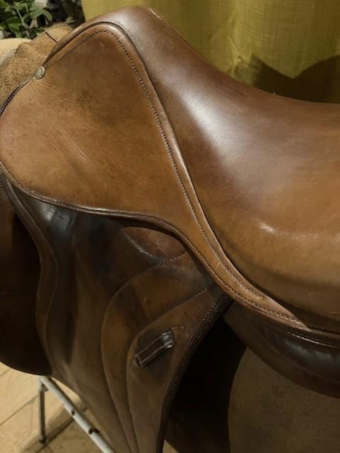 Selle de dressage Belloir saumur