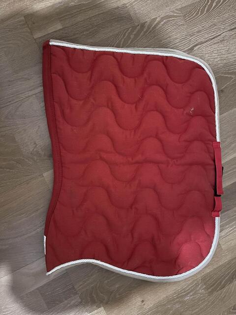 tapis equitheme rouge