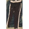 pantalon rose et gris