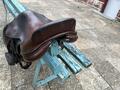 Selle childeric avec étriers flexon