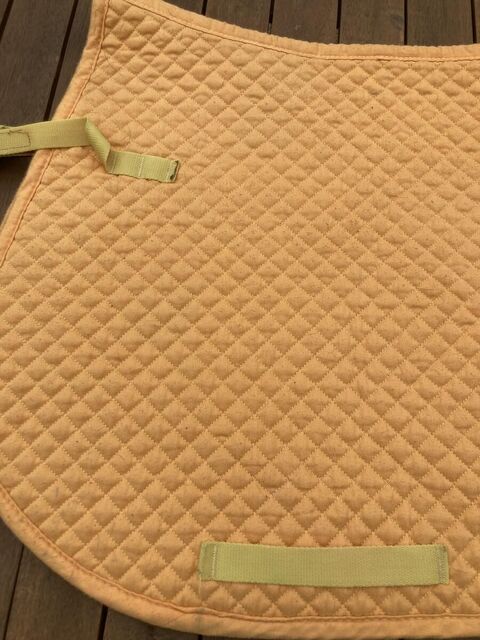 Tapis mixte jaune