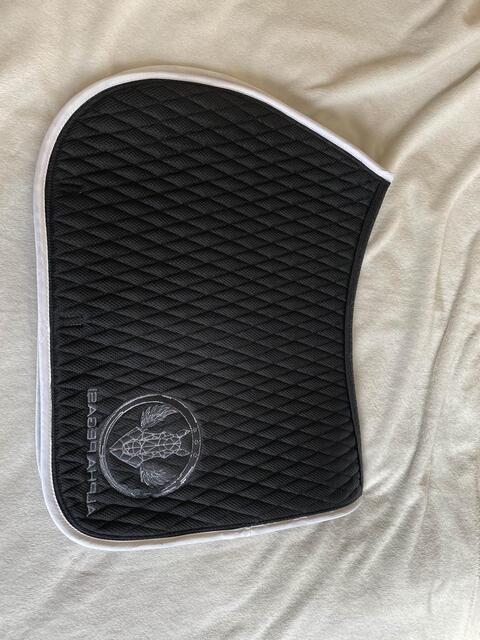 Tapis de selle neuf Alpha Pegasi