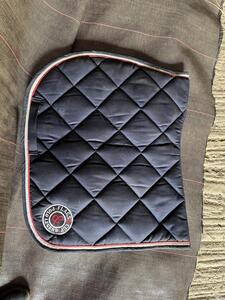 Tapis de selle