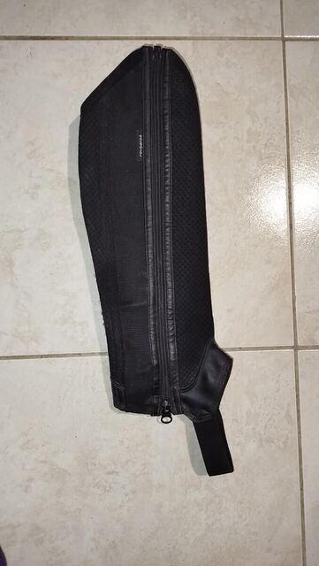 Chaps Fouganza