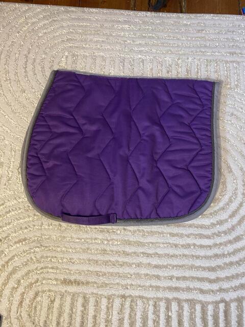tapis équithème violet