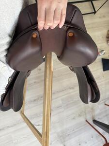 Selle Athena Bruno delgrange 17,5 obstacle