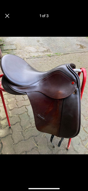 Selle de dressage Albion