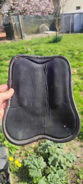 ensemble protection cuir