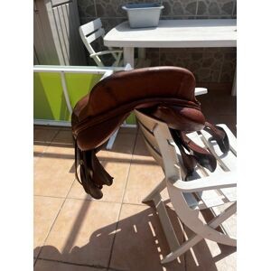 Selle St George taille 17