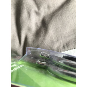 Éperons à bouts ronds