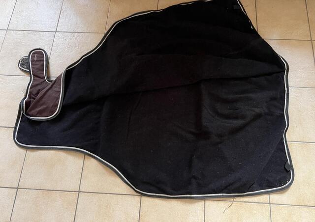 Fouganza, Couvre rein, Full
