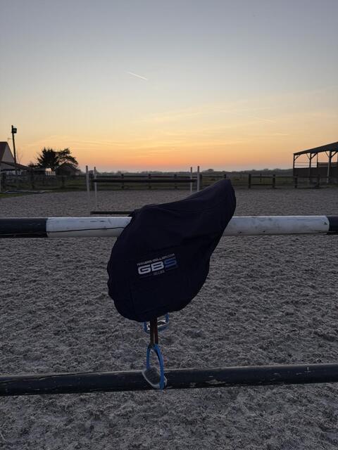 Selle GBS taille 17