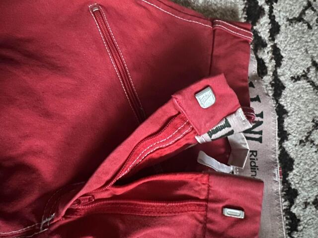 Pantalon rouge