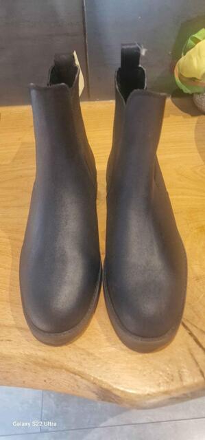 Boots neuves avec étiquette