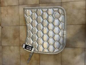 tapis eskadron argenté