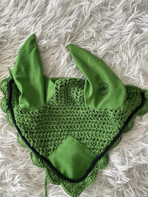 bonnet à mouche vert