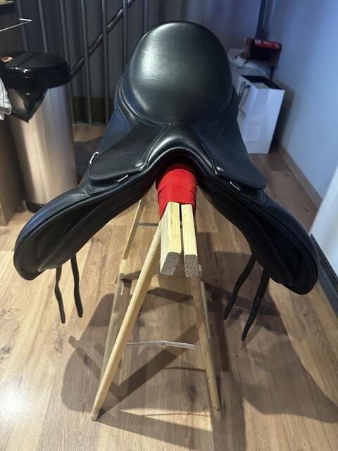 Selle bâtes wide