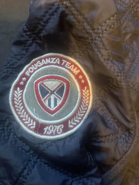 veste fouganza bleue
