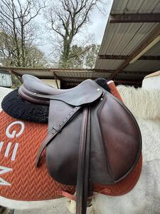 Selle Devoucoux 17,5 mixte
