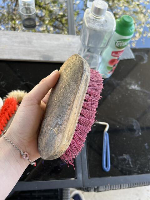 Diverses brosses