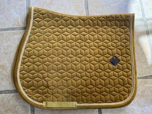 tapis de selle kentucky velvet