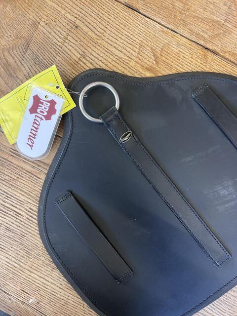 PROTECTION AMOVIBLE BAVETTE