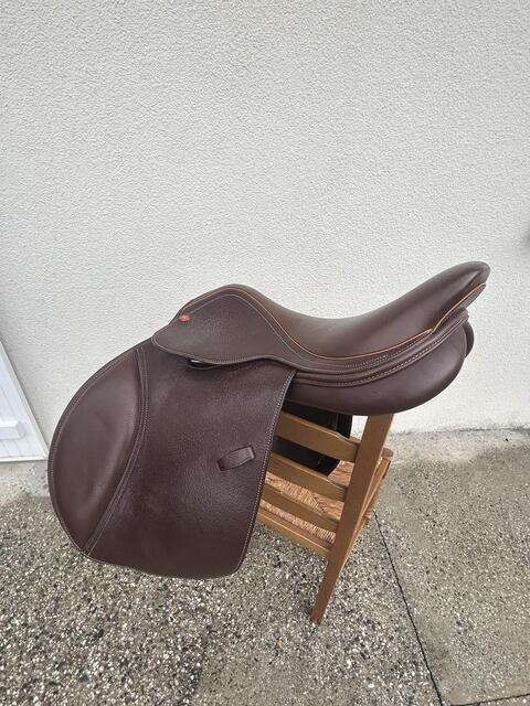 selle Éric Thomas édition Fontainebleau
