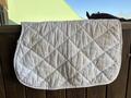 Tapis blanc