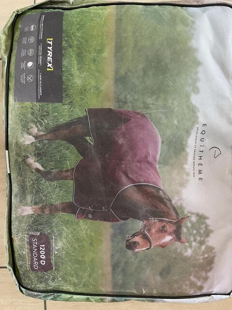 Couverture Equitheme Tyrex Neuve