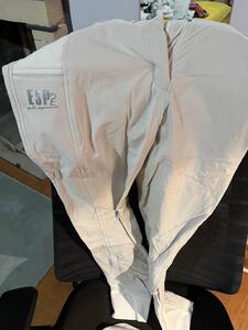 pantalon blanc esperado