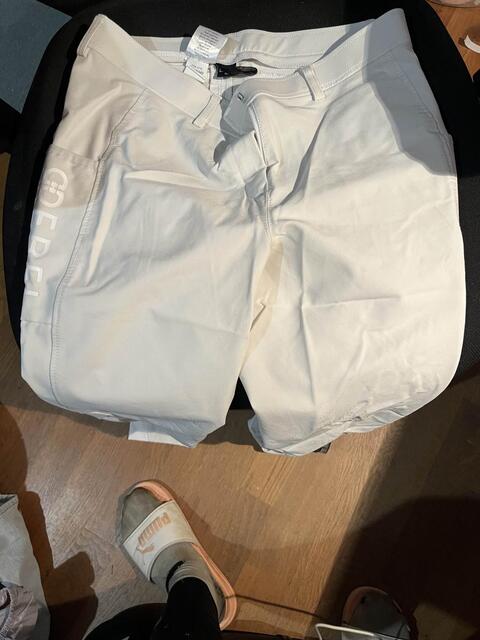 pantalon blanc rebel
